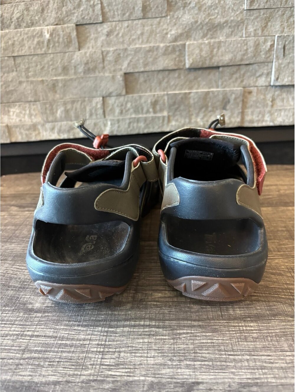 Mens Teva Sandals - Picture 3 of 5